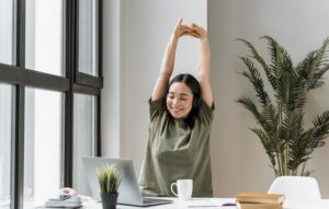 RUTINA DE ACTIVACIÓN MUSCULAR PARA LA PAUSA ACTIVA EN EL TRABAJO